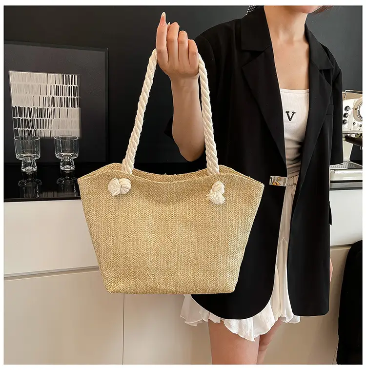 Women's Straw Shoulder Bag Large Capacity Beige 2025 — feature 30