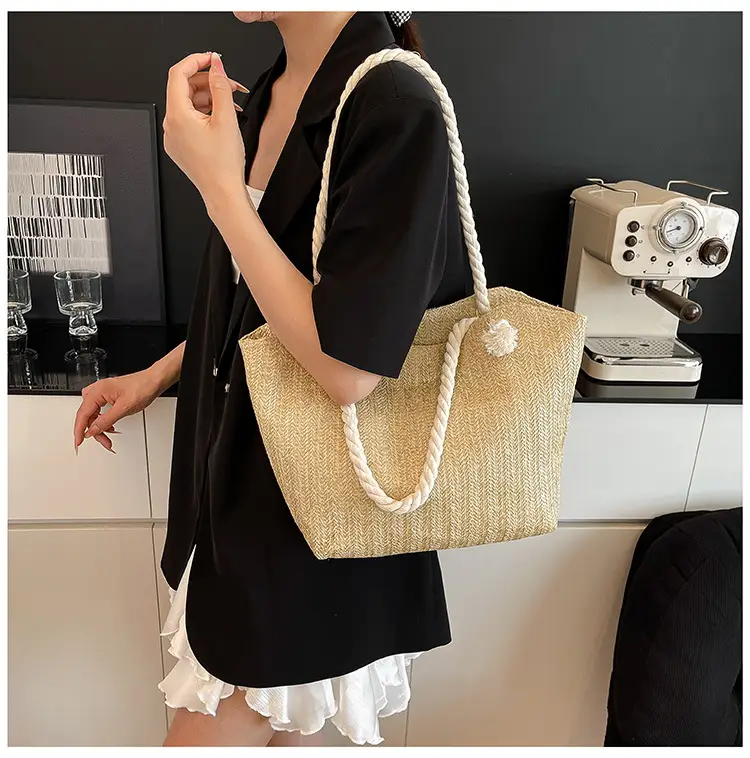 Women's Straw Shoulder Bag Large Capacity Beige 2025 — feature 36