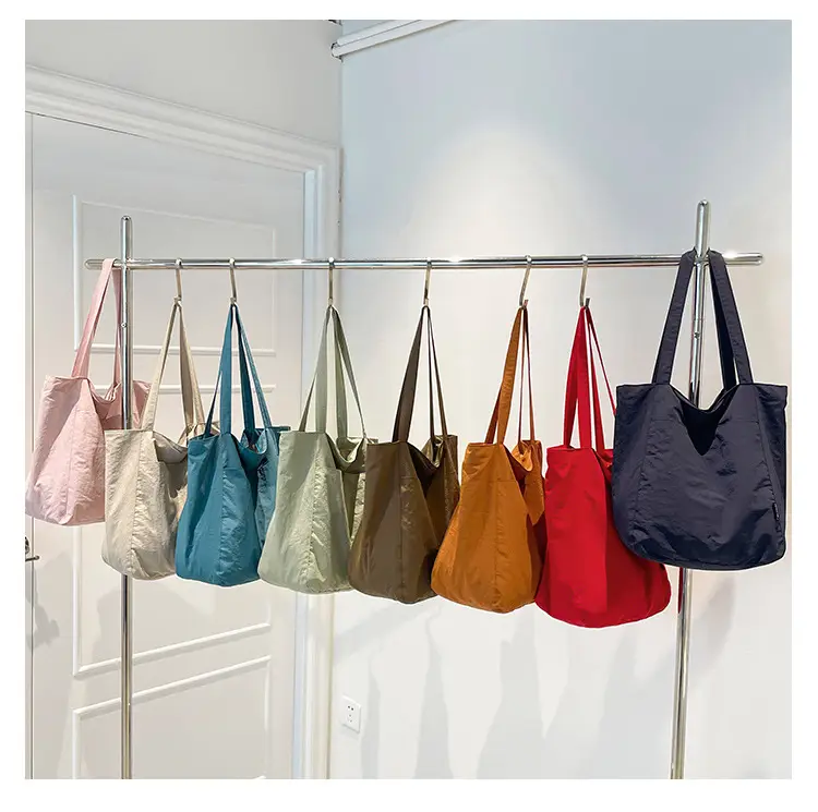 Red Lazy Style Women's Shoulder Bag 2025 — feature 1