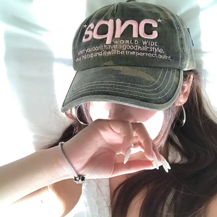 Women Retro Camo Sun Hat with Flat Brim & Anti-Hair Loss Text - Image 4