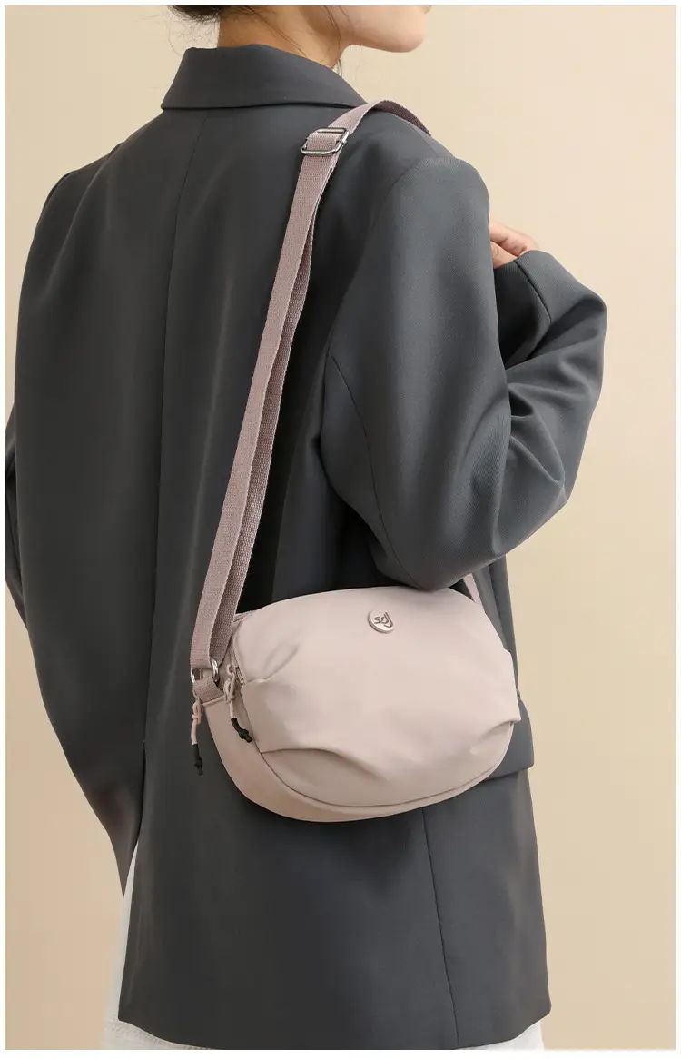 New Women's Square Crossbody Bag 2025 Stylish Multi Color — feature 15