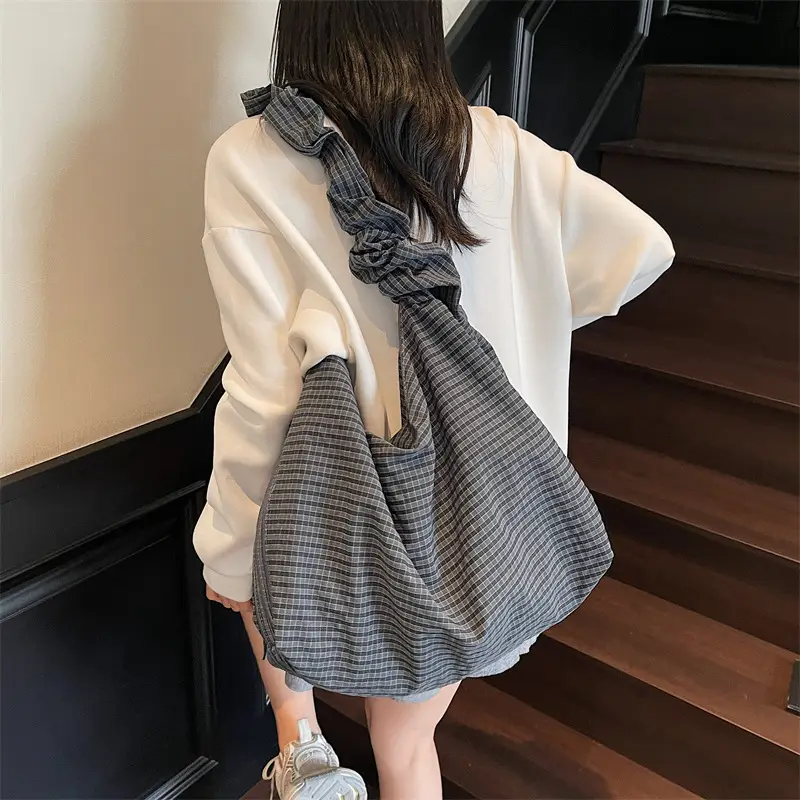 White Korean Style Canvas Shoulder Bag for Women - Image 6