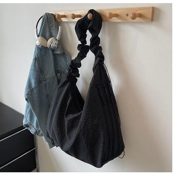 White Korean Style Canvas Shoulder Bag for Women — feature 17