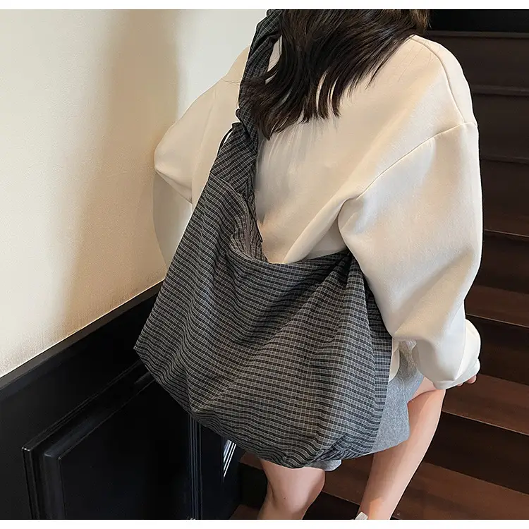 White Korean Style Canvas Shoulder Bag for Women — feature 22