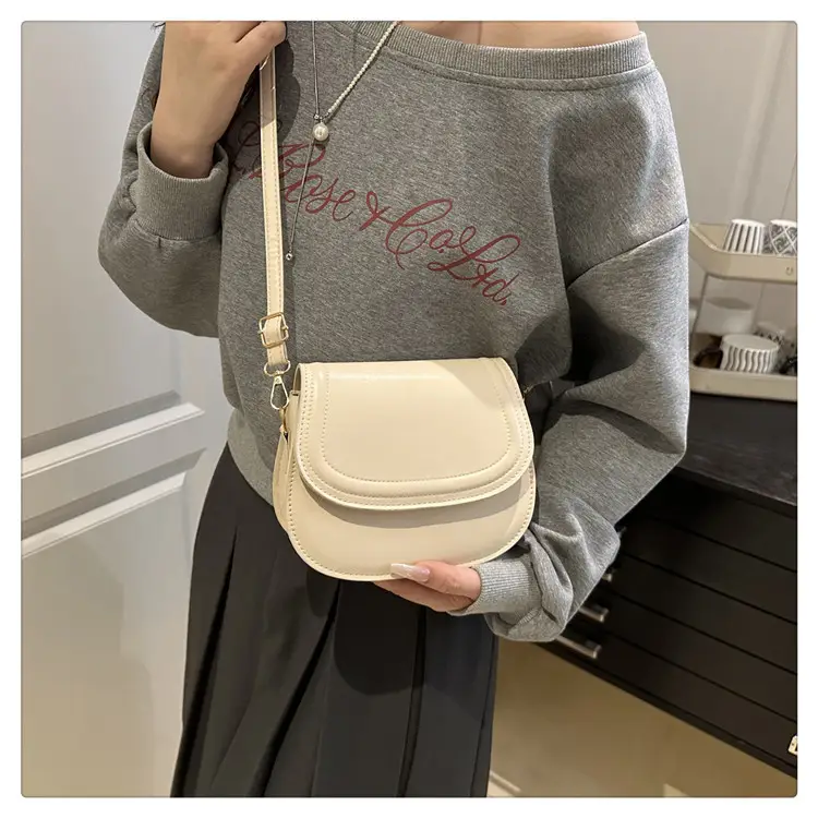 Orange Saddle Crossbody Bag for Women 2025 — feature 15