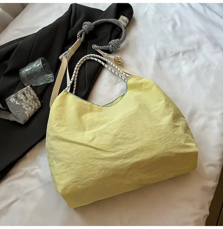 Lightweight Blue Bunny Shoulder Bag for Women — feature 8