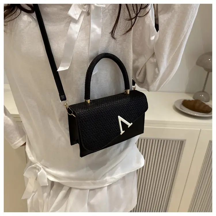 2025 New Shiny V-Clutch Women's Evening Bag — feature 22