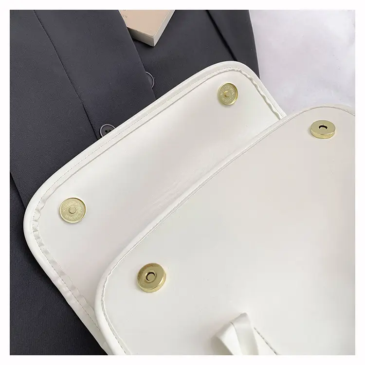 Pink Leather Shoulder Bag for Women, Lightweight & Stylish — feature 13