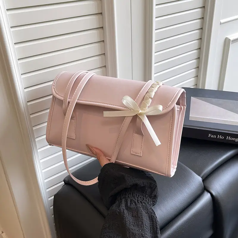 Pink Leather Shoulder Bag for Women, Lightweight & Stylish — feature 15
