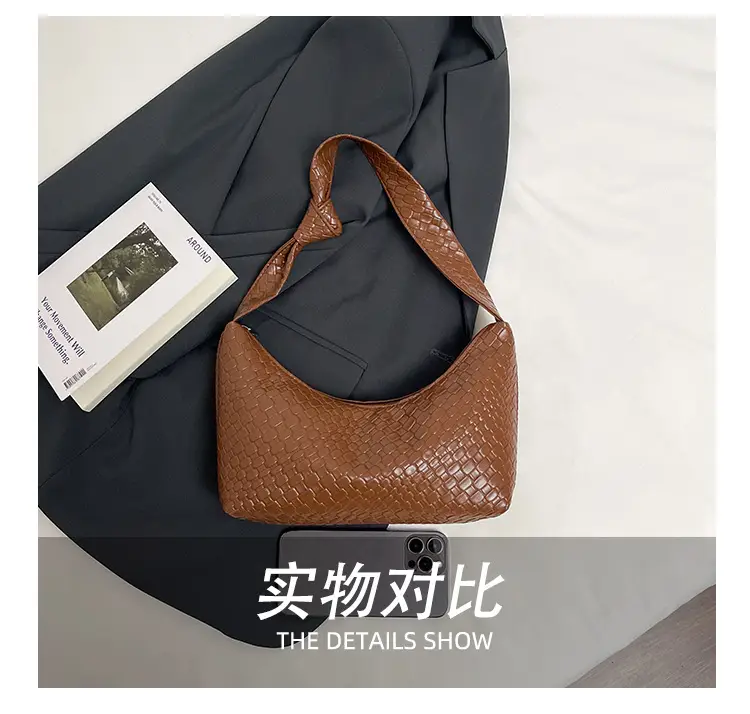 Women's Red Embossed Shoulder Bag 2025 — feature 9