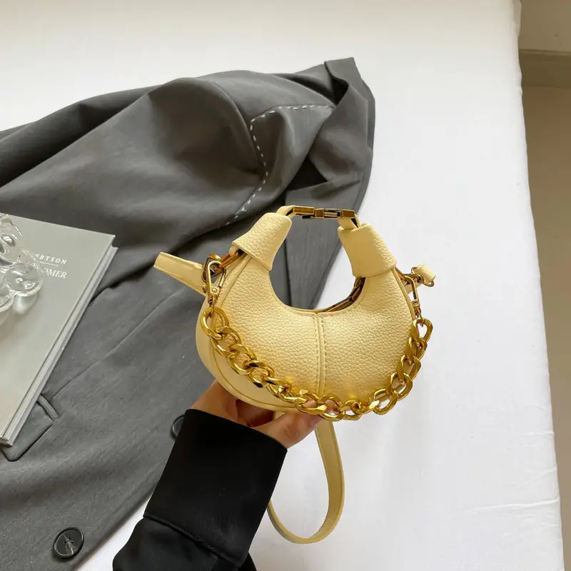 Green Frosted Chain Shoulder Bag for Women 2025