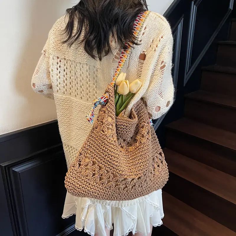 Large Capacity Woven Straw Bag for Summer Vacation - Image 5