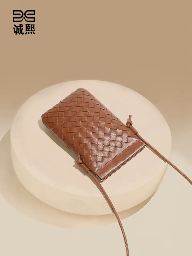 Trendy Mini Phone Bag for Women Handwoven Leather Purse - Image 16