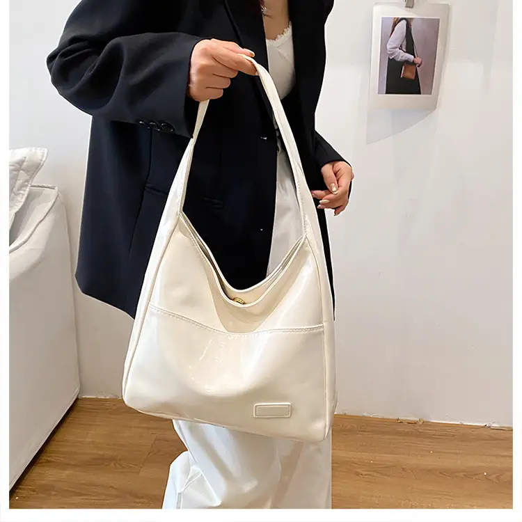 Classic Black Crossbody Bag for Women — feature 20