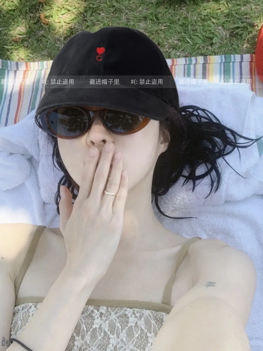 Women Baseball Cap with Heart Embroidery Sun Hat — feature 1