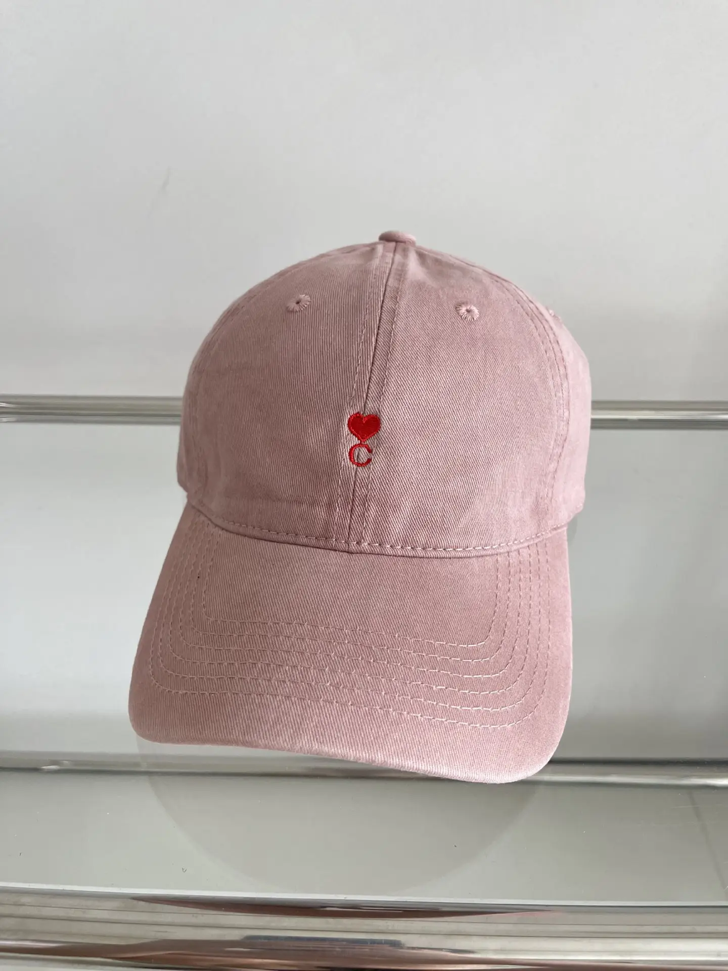 Women Baseball Cap with Heart Embroidery Sun Hat — feature 3