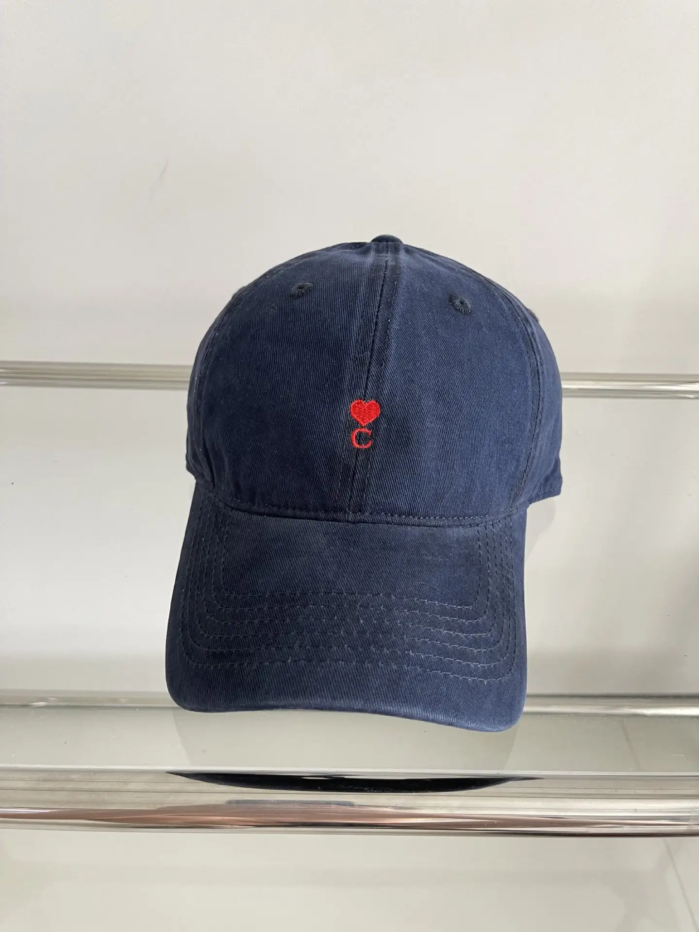 Women Baseball Cap with Heart Embroidery Sun Hat - Image 3