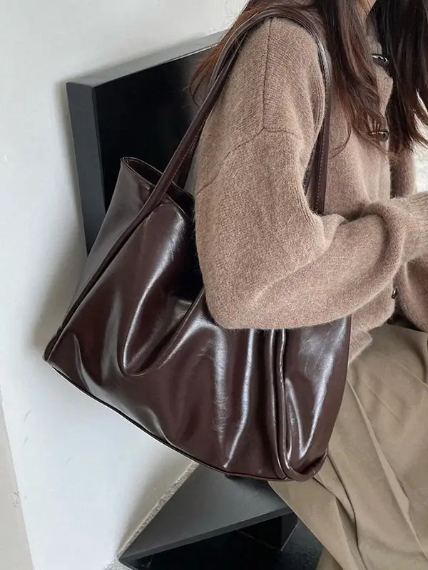 Women's Large Capacity Black Tote Bag Niche Design — feature 6