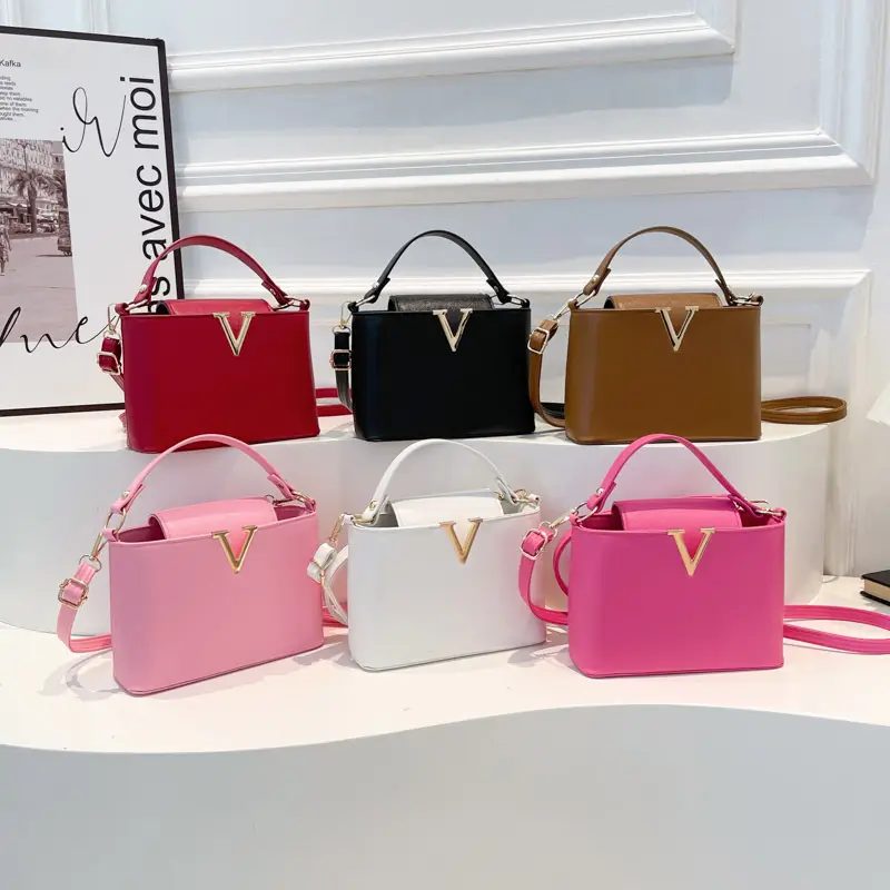 Red Crossbody Bag for Women Summer High-End Pebbled Commuter Bag - Image 10