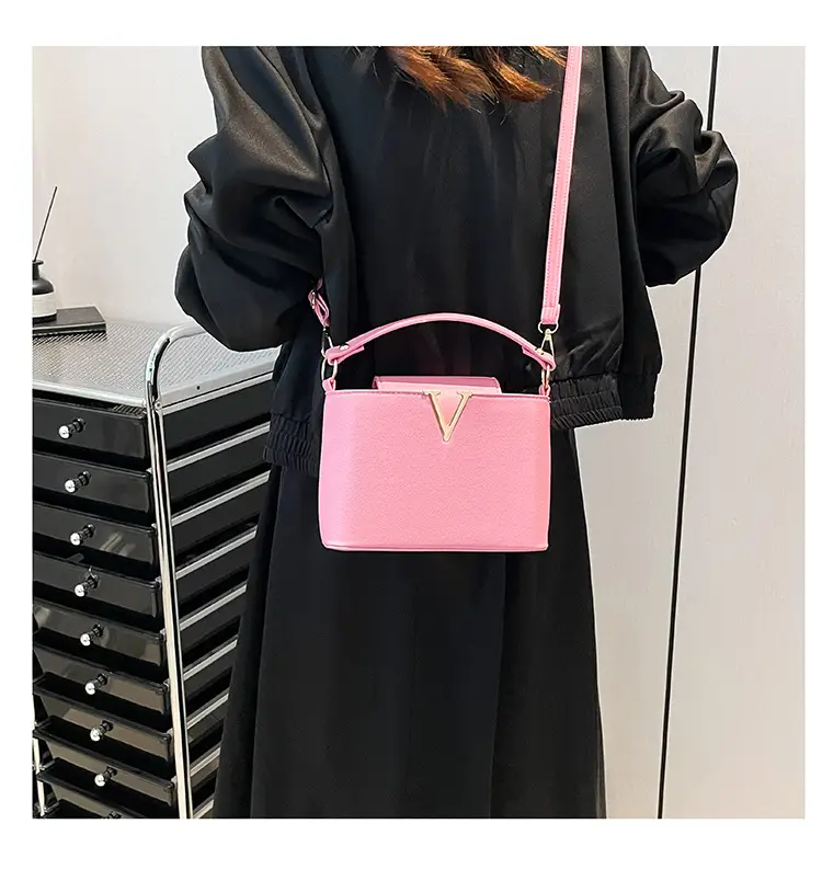 Red Crossbody Bag for Women Summer High-End Pebbled Commuter Bag — feature 35