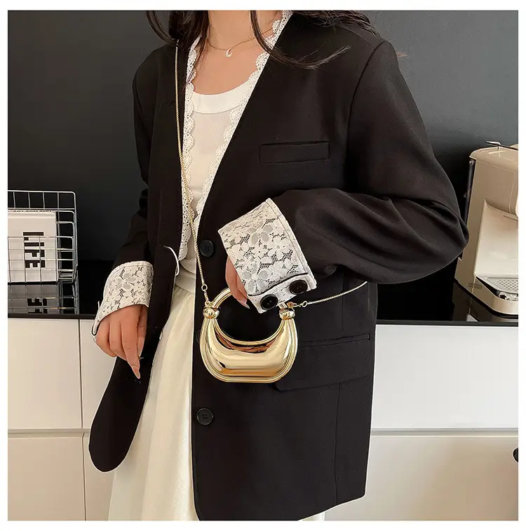 2025 Crossbody Bag for Women in 5 Colors — feature 17