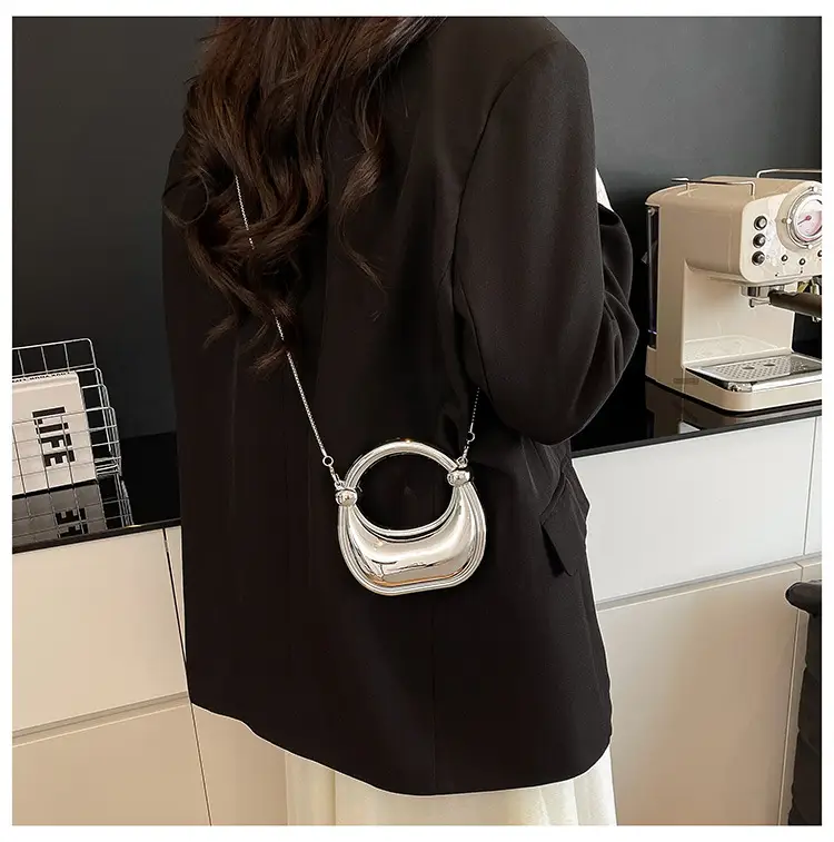 2025 Crossbody Bag for Women in 5 Colors — feature 24