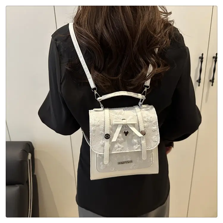 Light Luxury Korean Style Butterfly Lock Shoulder Bag for Women — feature 27
