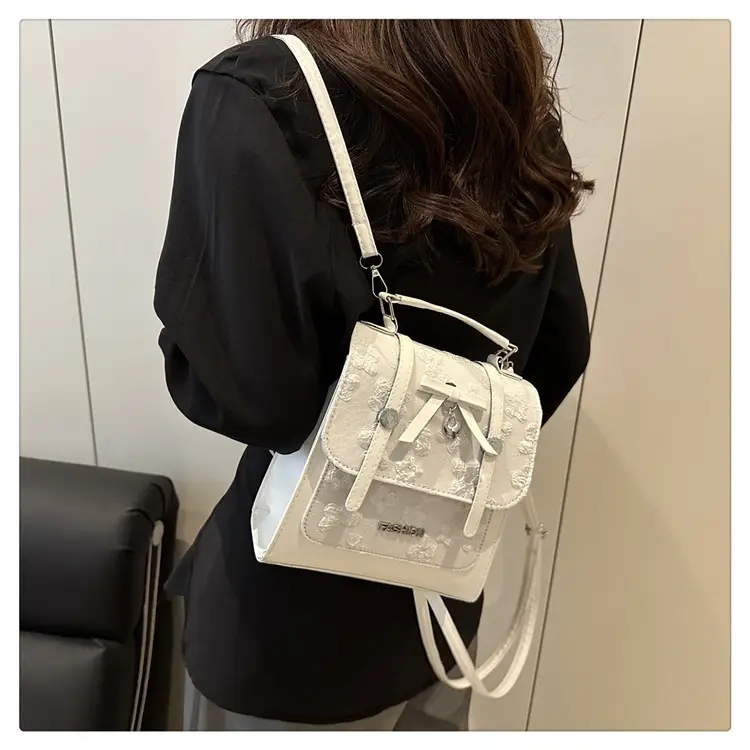 Light Luxury Korean Style Butterfly Lock Shoulder Bag for Women — feature 30