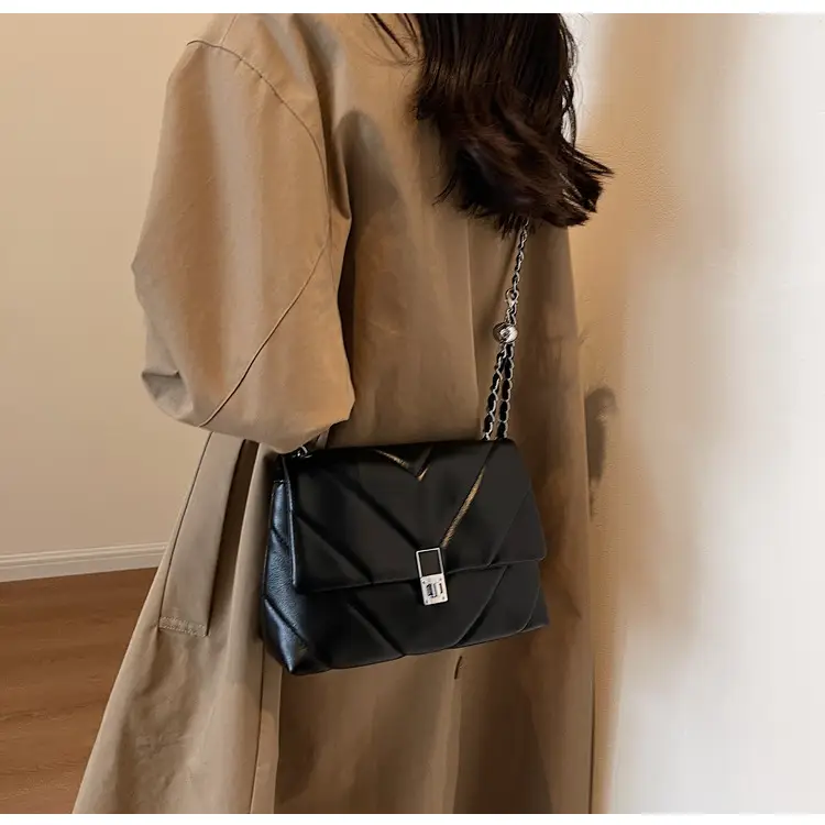 White Quilted Chain Commuter Bag for Women — feature 19