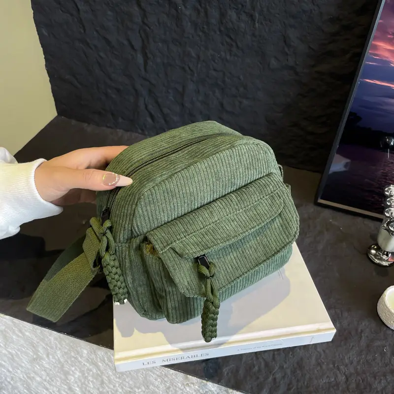Green Knitted Shoulder Bag for Girls 2025 - Image 5
