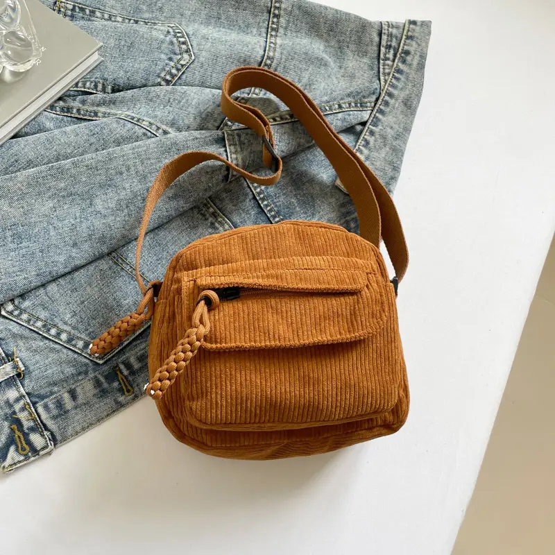 Green Knitted Shoulder Bag for Girls 2025 - Image 4