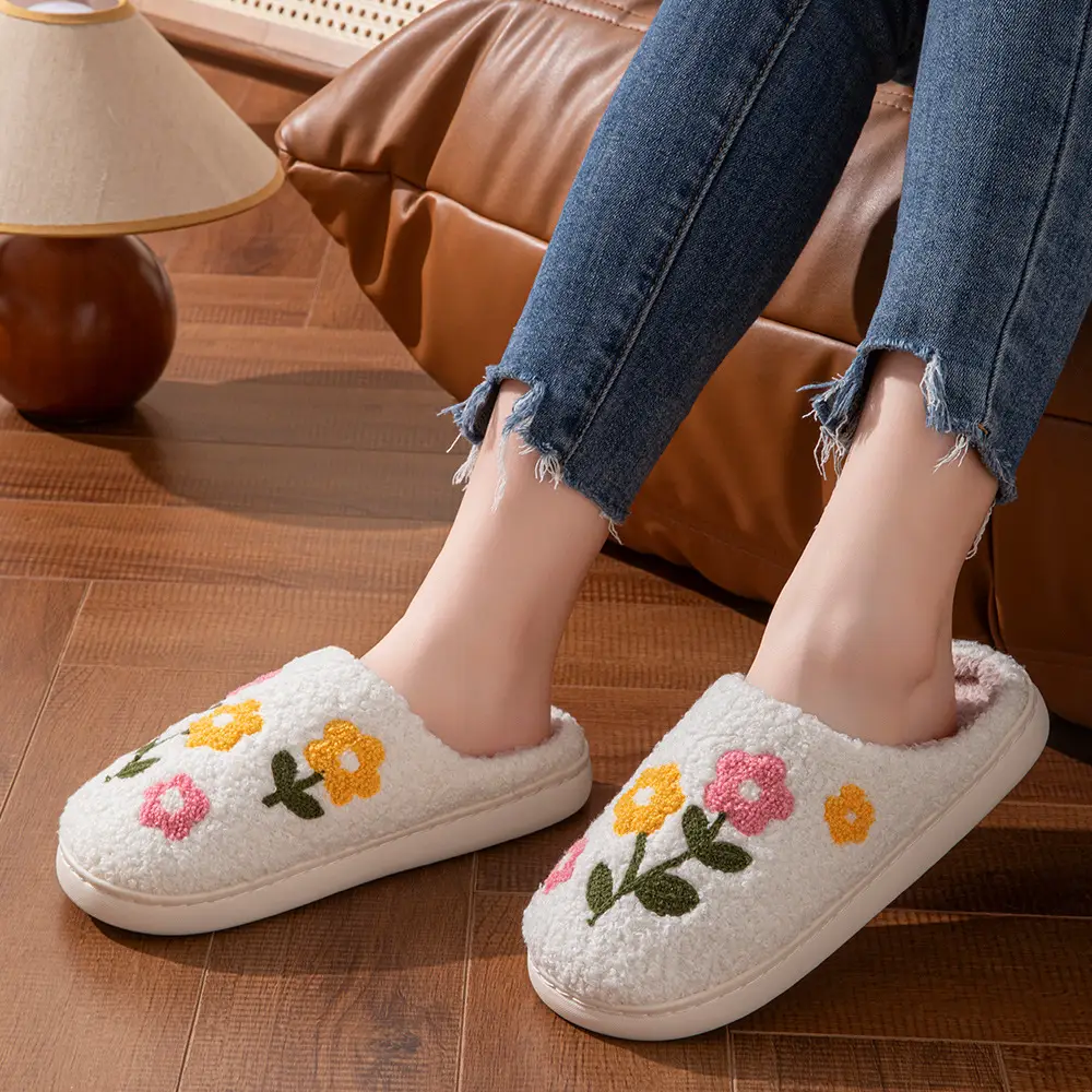 Cross-Border Embroidered Cotton Slippers for Women with Floral Designs, Autumn and Winter Fleece-Lined Warm Slippers for Couples, Dormitory Plush Slippers for Men, Wholesale — feature 9