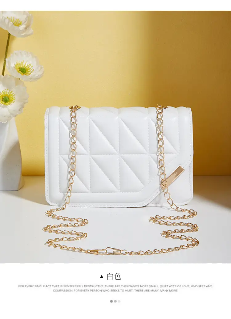Black Embossed Chain Shoulder Bag for Women — feature 10