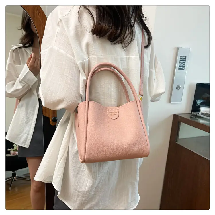 Women's Crossbody Bag Brown Leather 2025 Commuting — feature 19