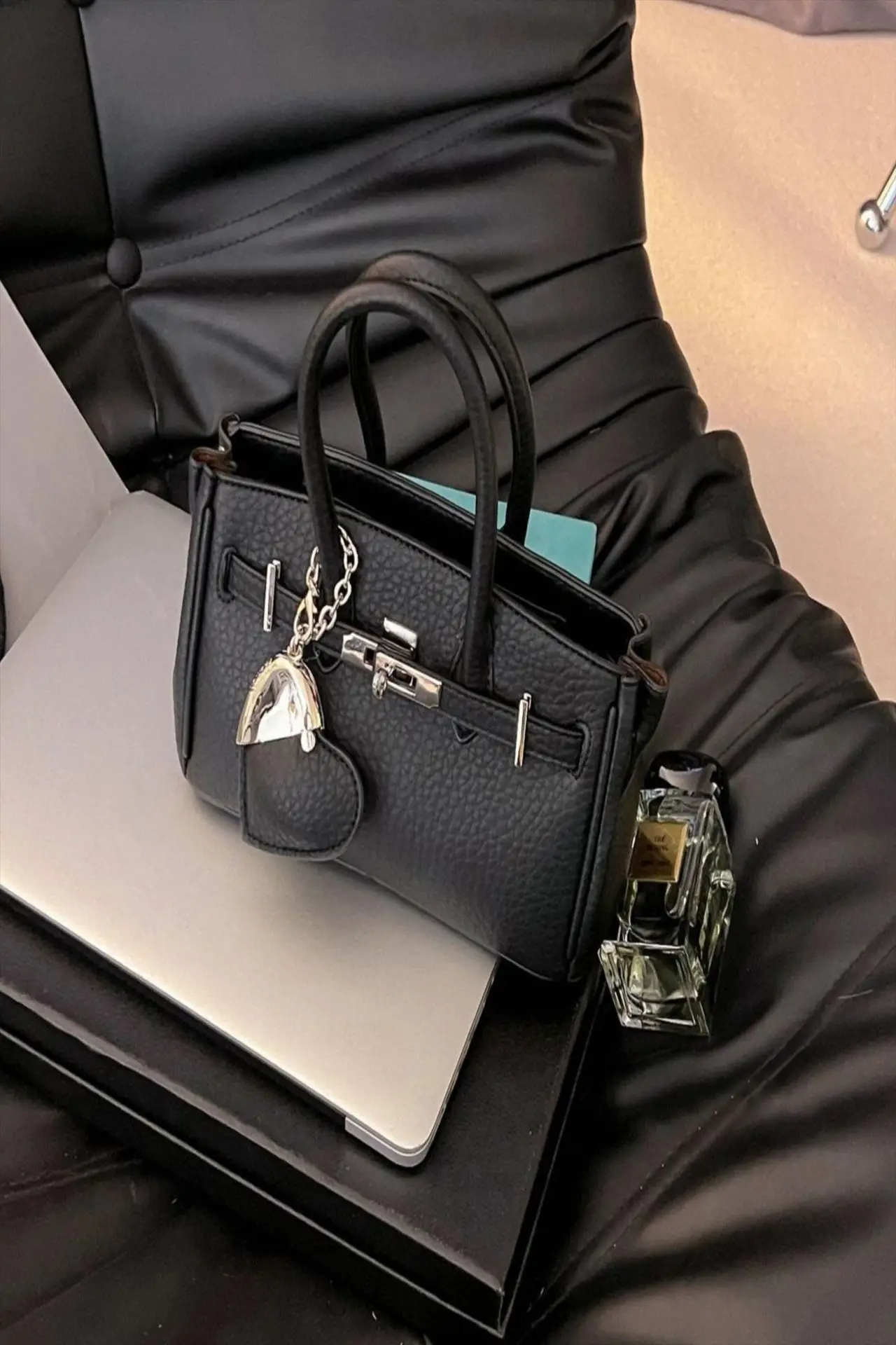2026 New Model Platinum Handbag for Women — feature 9