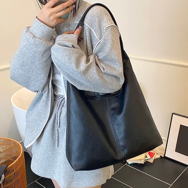 Women's Large Capacity Bucket Bag with Multiple Colors - Image 9