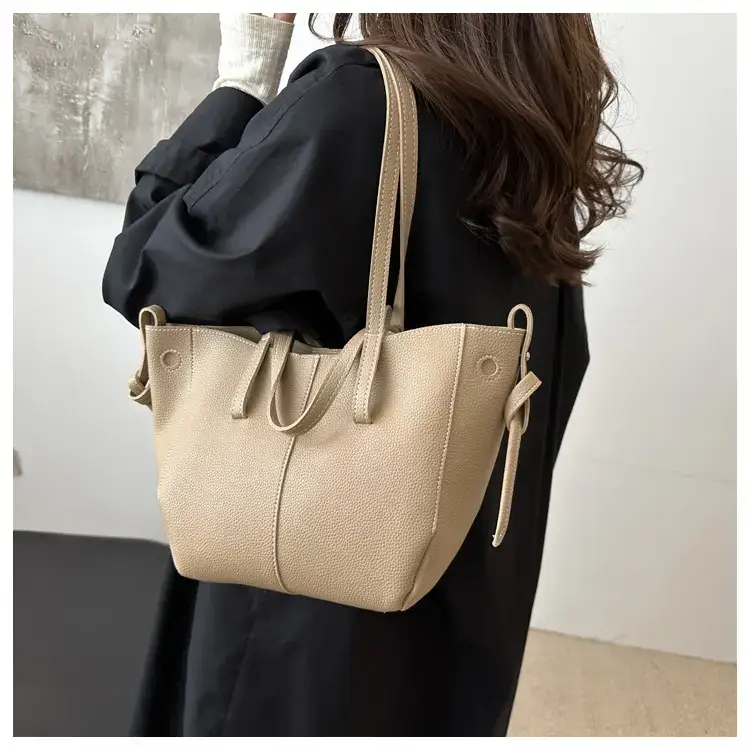 Lightweight Lychee Pattern Tote Bag 2025 Work Commute — feature 17