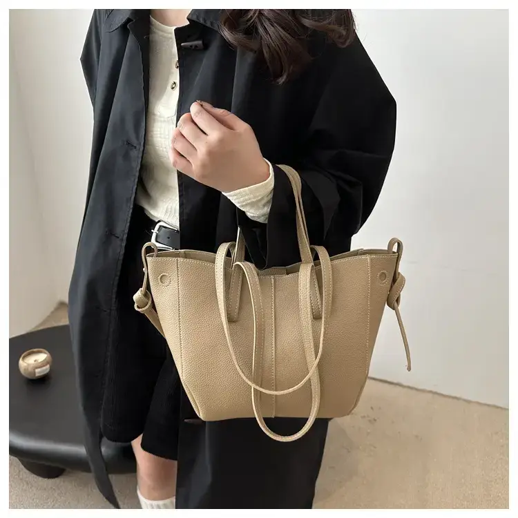Lightweight Lychee Pattern Tote Bag 2025 Work Commute — feature 21
