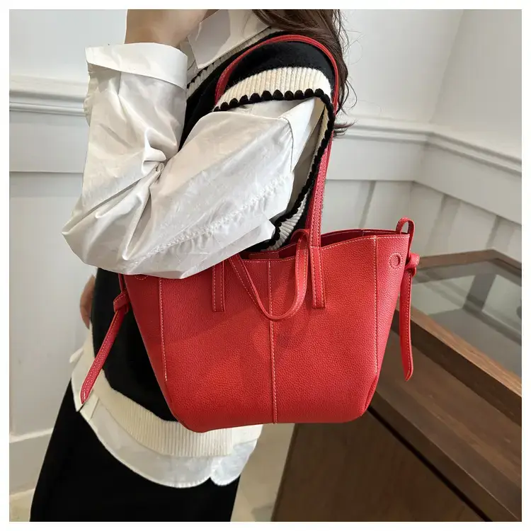 Lightweight Lychee Pattern Tote Bag 2025 Work Commute — feature 33