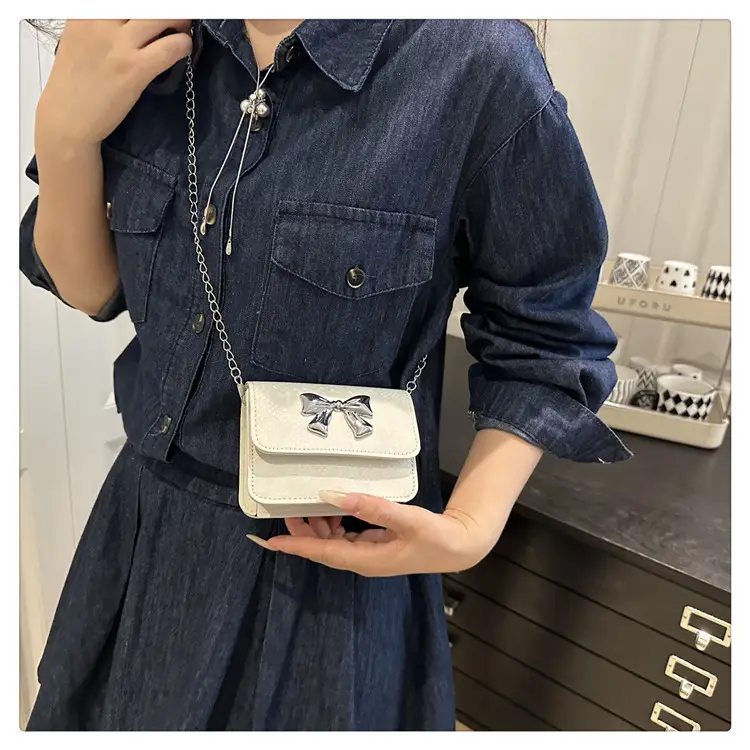 White Bow Crossbody Bag for Women 2025 — feature 18