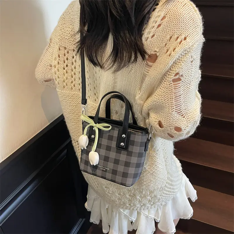 Trendy Plaid Shoulder Crossbody Bag for Women 2025 - Image 7