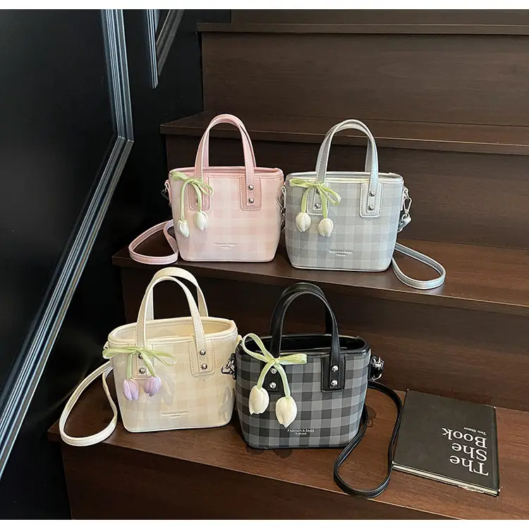 Trendy Plaid Shoulder Crossbody Bag for Women 2025 — feature 16