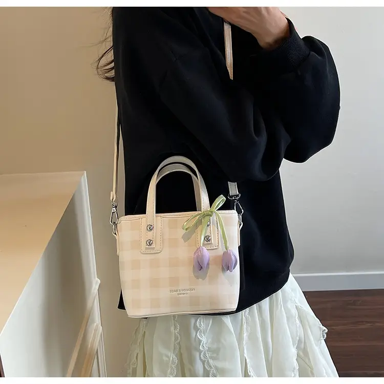 Trendy Plaid Shoulder Crossbody Bag for Women 2025 — feature 18