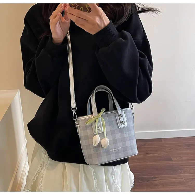 Trendy Plaid Shoulder Crossbody Bag for Women 2025 — feature 24