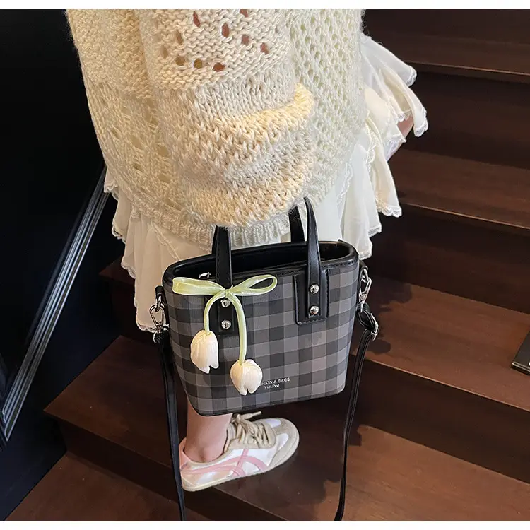 Trendy Plaid Shoulder Crossbody Bag for Women 2025 — feature 28