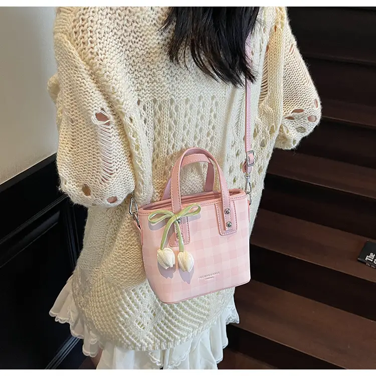 Trendy Plaid Shoulder Crossbody Bag for Women 2025 — feature 38