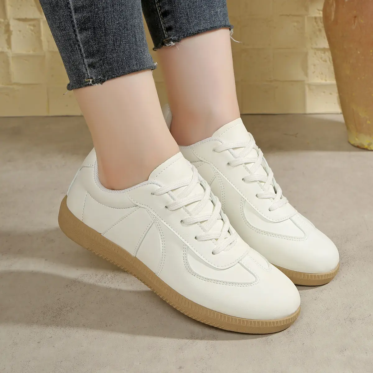 Women White Leather Casual Shoes 2025 — feature 10