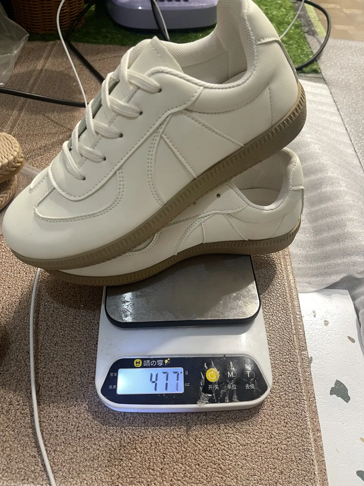Women White Leather Casual Shoes 2025 — feature 6