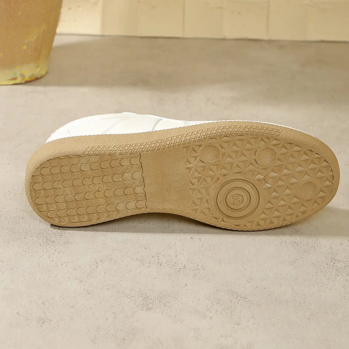 Women White Leather Casual Shoes 2025 — feature 8