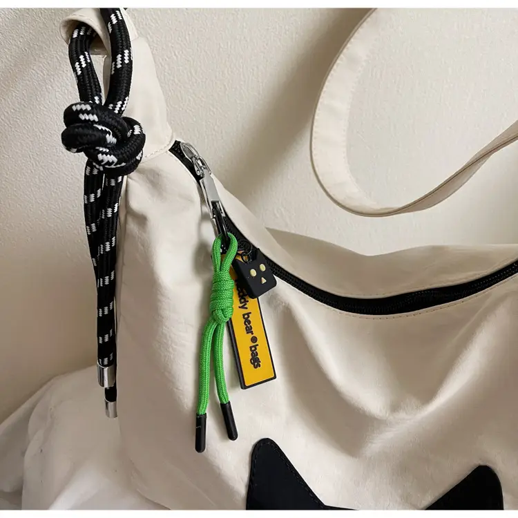 Women's Green Diagonal Crossbody Bag 2025 — feature 16